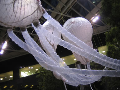 Uberorgan's Bus-sized Biomorphic Balloons
